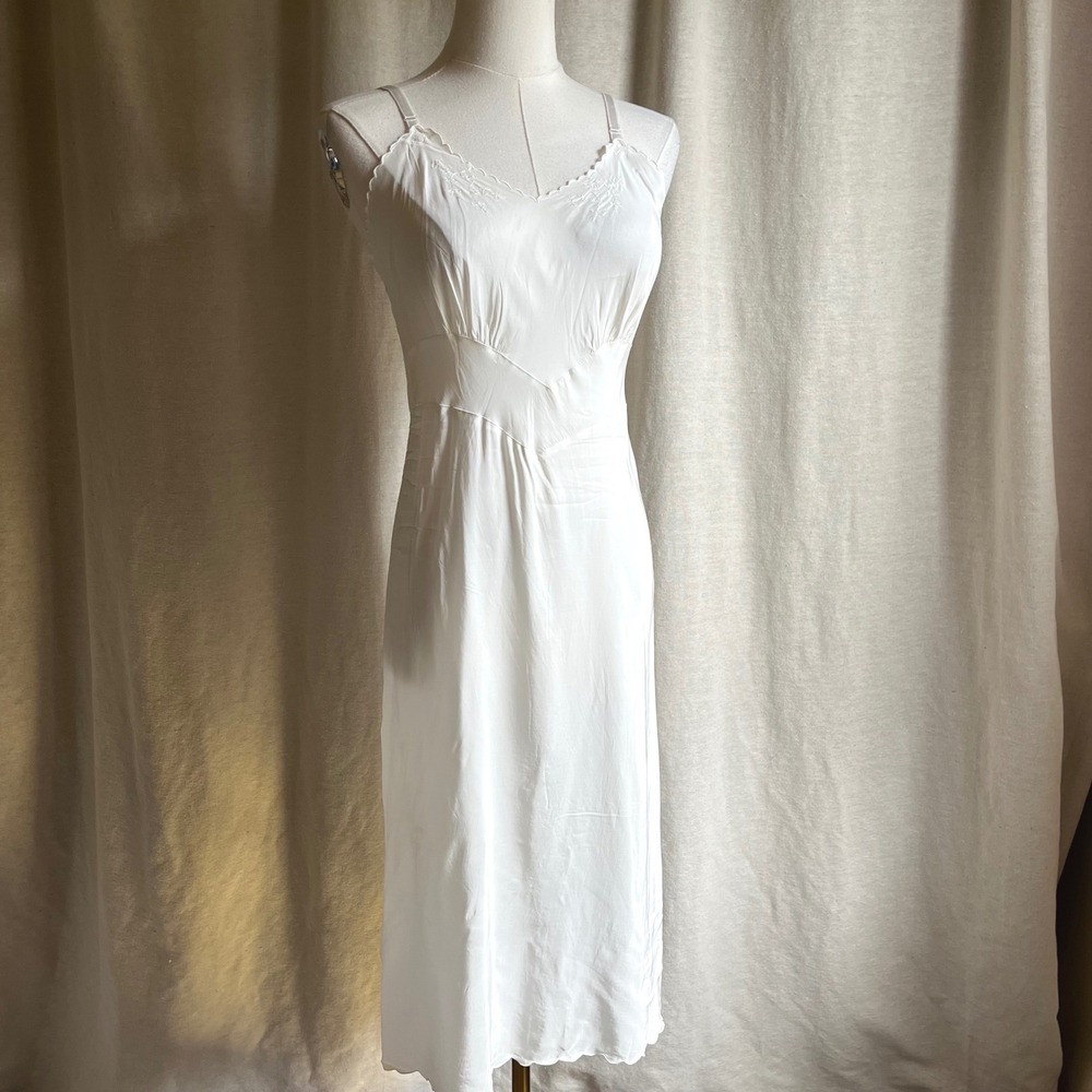 Vintage Laros White Slip Dress Nightgown 1950s 1960s XS S